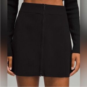 Lululemon Ribbed-Knit Mini Skirt Black Zipper Front Womens Size XL Athleisure